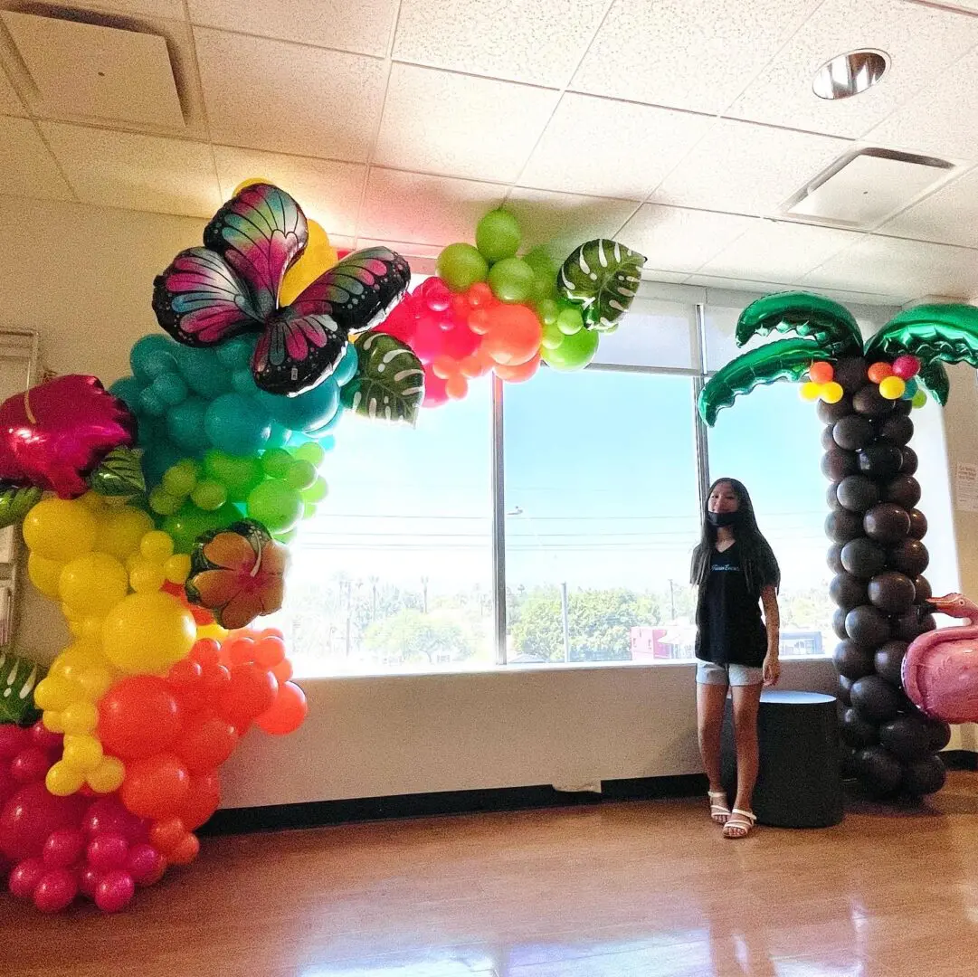 Balloon Bouquets' balloon decoration for party inside house